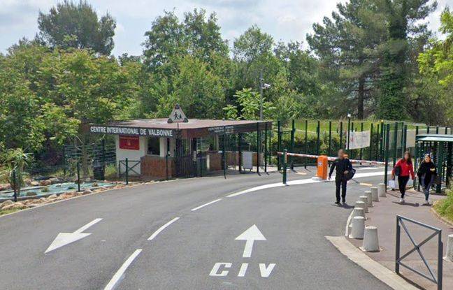 Alpes-Maritimes : Un lycéen retrouvé mort au petit matin dans la cour de son établissement à Antibes