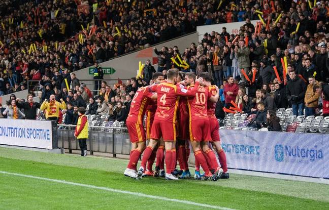 Ligue 2 : « Fumée » et « odeur de brûlé », l’avion qui amenait l’équipe de Rodez à Guingamp fait demi-tour