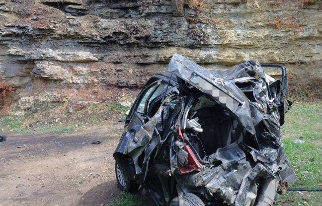 Lot : Un jeune automobiliste fait une chute de 100 m et réussit à s’en sortir