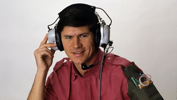 AUTOPSIES DE STARS. Philippe de Dieuleveult exécuté ? Ces détails glaçants sur la mort de l’animateur de La chasse aux trésors