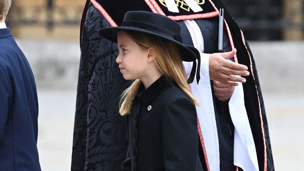 Obsèques d’Elizabeth II : cette discrète oeillade entre Charlotte et Harry qui en dit long