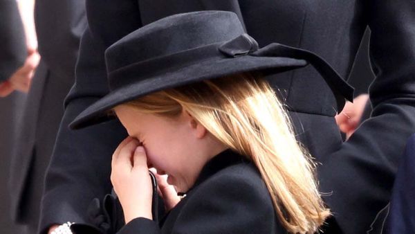 Obsèques d’Elizabeth II : la véritable raison derrière les larmes de la princesse Charlotte