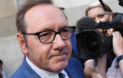 Accusé d’agression sexuelle sur un adolescent en 1986, Kevin Spacey en procès civil à New York