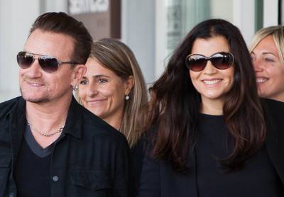 Bono livre le secret de ses 40 ans de mariage avec sa femme Ali