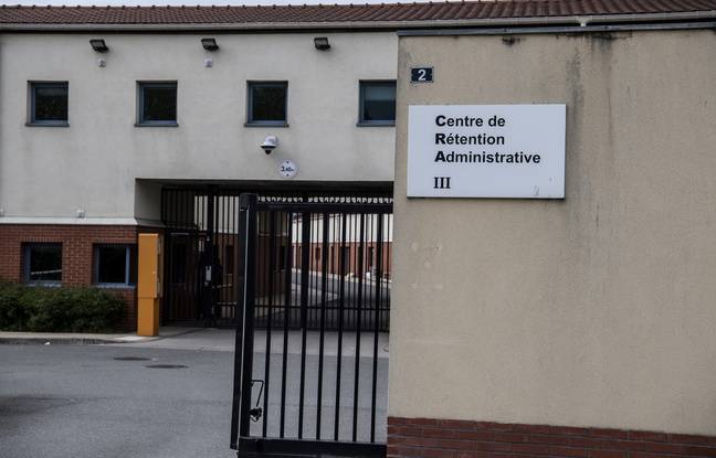 Nîmes : Deux policiers de nouveau agressés au centre de rétention