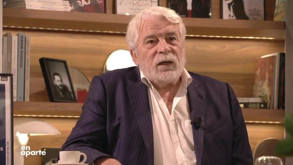 “A une époque j’ai bu beaucoup" : Jacques Weber revient avec pudeur sur sa dépendance passée à l’alcool