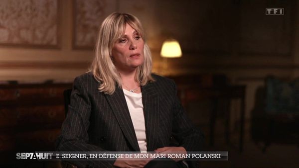"Blacklistée en France" : Emmanuelle Seigner évoque sa carrière perturbée par son mariage avec Roman Polanski