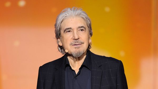 "C’est tabou, en fait" : ce dont la femme de Serge Lama, 35 ans de moins que lui, lui interdit de parler