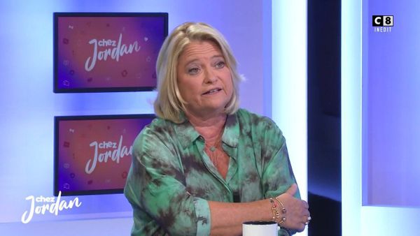"C’était n’importe quoi" : Marina Carrère d’Encausse se confie sur l’éducation de sa mère