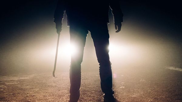 Elle sert un serial killer sur un plateau à la police, qui refuse de l’entendre depuis 45 ans