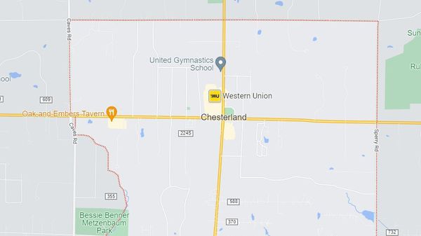 Il fomente un plan machiavélique pour assassiner son rival amoureux, ça rate de peu