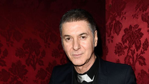 "Je ne vis que des passions assez folles" : Etienne Daho se livre sur sa vie amoureuse