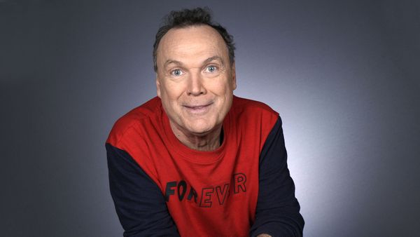 Julien Lepers : que devient l’animateur emblématique de Questions pour un champion ?