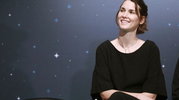  "Le jeter par la fenêtre et me suicider" : Eglantine Eméyé, maman d’un enfant autiste, glace le plateau de C à Vous