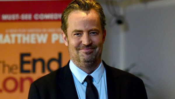 Matthew Perry a frôlé la mort : coma et sac de colostomie… Les révélations glaçantes de la star de Friends
