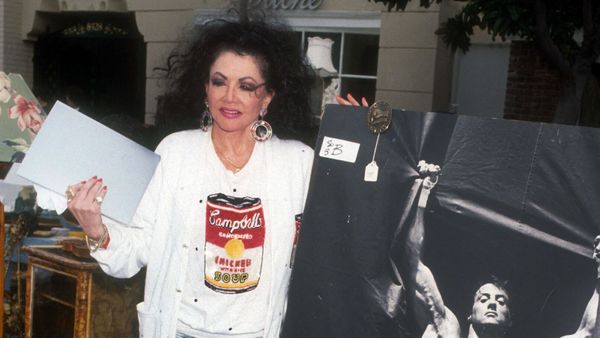 Sylvester Stallone : contre 100 euros, sa mère pouvait… lire dans les fesses des gens