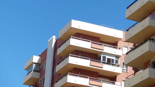 Un octogénaire voit son appartement squatté et récupère une facture dépassant l’entendement 