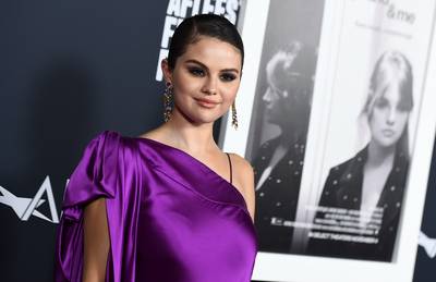 Selena Gomez révèle avoir eu des pensées suicidaires: “Je pensais que le monde serait meilleur si je n’étais pas là”