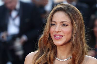 Shakira coupe la file devant une attraction: “Mauvais exemple pour ses enfants”