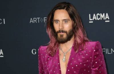 Une photo de Jared Leto torse nu sème le doute sur son âge: “Est-ce que quelqu’un croit qu’il a 50 ans?”