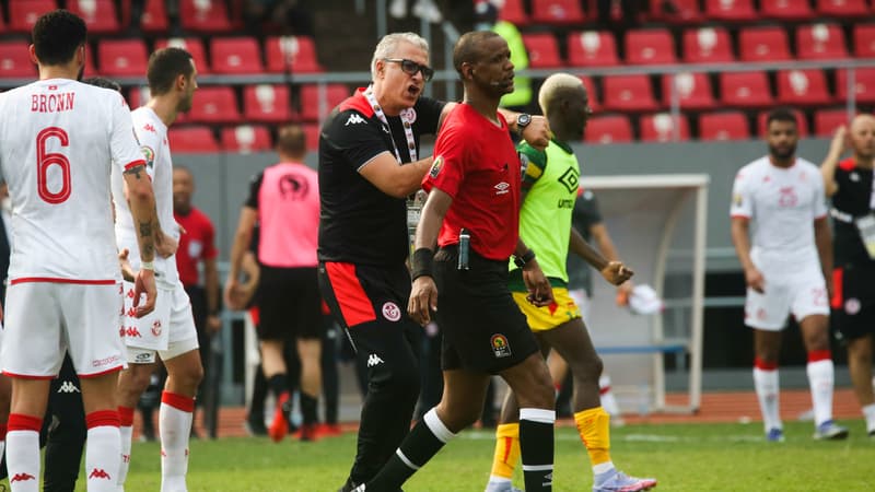 Coupe du monde 2022: l’arbitre au coeur de la polémique de Tunisie-Mali va officier lors de Belgique-Canada