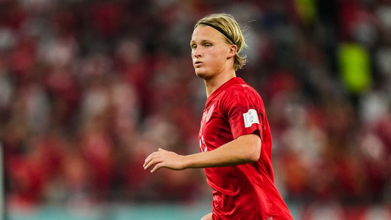 France-Danemark: transparent à Séville, contesté en sélection… le long calvaire de Dolberg