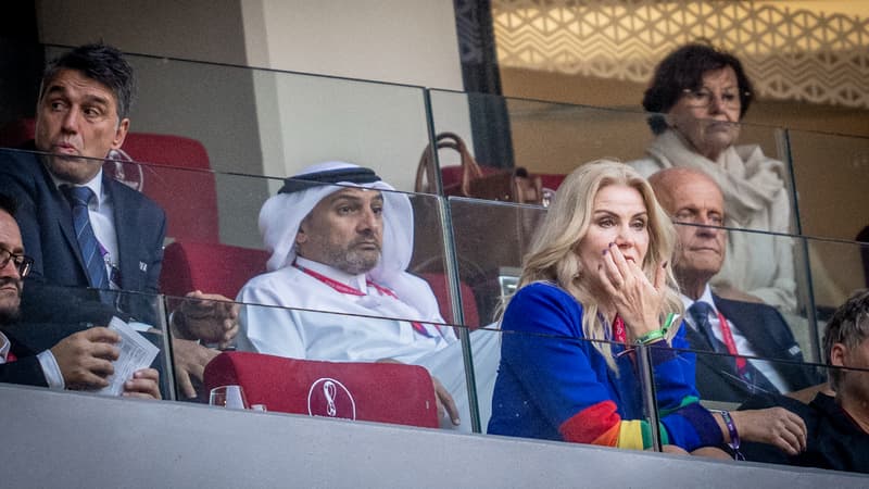 Coupe du monde: en tribunes, l’ex-Première ministre danoise a défié le Qatar avec une robe arc-en-ciel