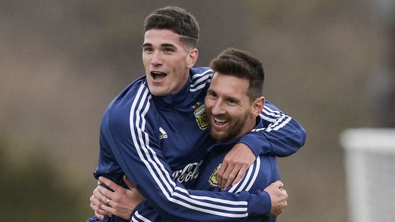 Argentine-Mexique: maté, gifle et selfie… la belle histoire d’amitié entre Messi et De Paul