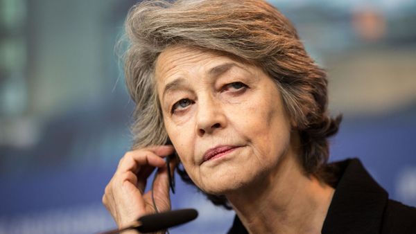 Charlotte Rampling : pourquoi elle a longtemps tenu secret le suicide de sa soeur