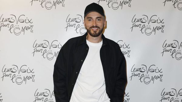 Christophe Willem en deuil : le chanteur annonce la mort d’une de ses proches