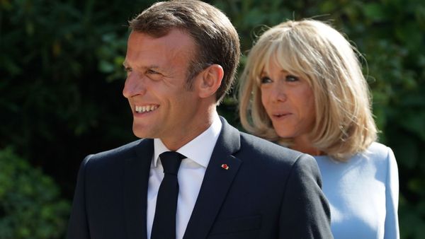 Emmanuel et Brigitte Macron à Trouville : cette entorse au règlement sur le président a discrètement accepté de faire
