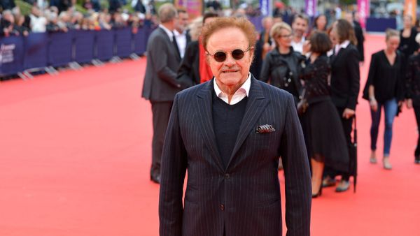 Guillaume Durand atteint d’un cancer de la mâchoire : "demi-momie", il revient sur sa douloureuse lutte