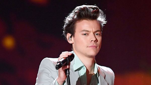 Harry Styles : une fan voulait tuer sa responsable de la sécurité qui s’opposait, selon elle, à leur relation