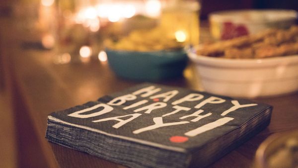 Il fête avec la manière ses 30 ans, on le retrouve deux jours plus tard dans un état improbable