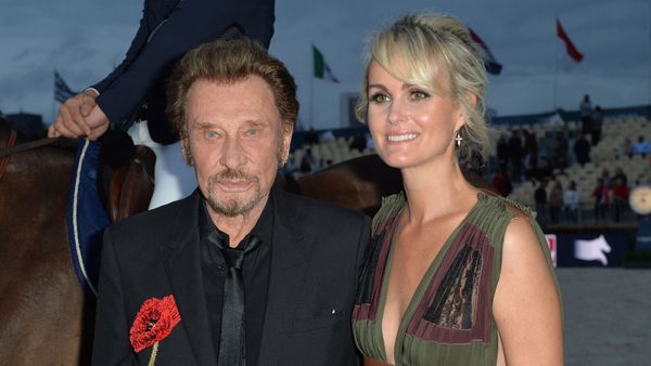 Laeticia Hallyday : ses nouvelles confidences sur ce mensonge qu’elle a raconté à Johnny sur son cancer