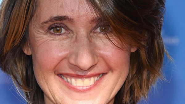 Miss France 2023 : "J’aurais dû…", Alexia Laroche-Joubert revient sur sa prise de bec avec Sylvie Tellier