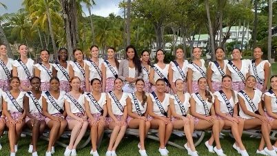 Miss France 2023 : des “soirées cachées” lors du voyage préparatoire ? La réponse cinglante de leur chaperonne