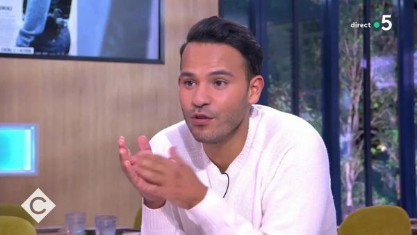 Mohamed Bouhafsi : âge, origine, parents, compagne, salaire… Tout savoir