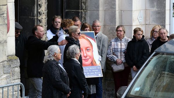 "Pas de cerveau", "voleuse", "menteuse".. Ces rapports délétères entre la tueuse présumée de Lola et sa sœur