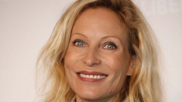 Rebecca Hampton : ses confidences déroutantes sur ses seins refaits