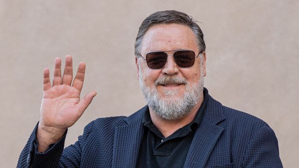Russell Crowe marié en secret ? Il sort du silence