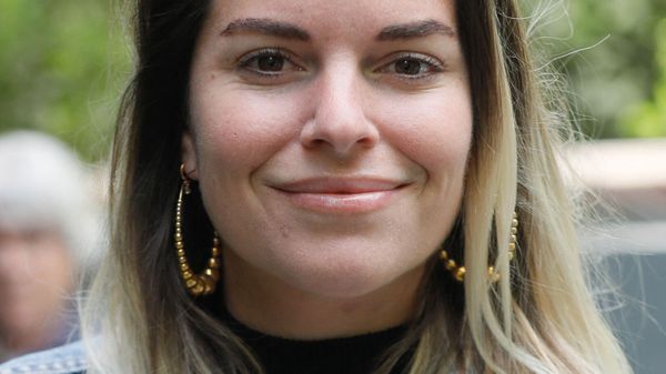 Sophie Tapie : sa réponse discrète mais cinglante aux critiques sur la différence d’âge dans son couple