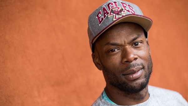 Sylvain Wiltord : fortune, famille, origine, Instagram, Euro 2000, padel, Dropped… Tout savoir