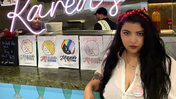 TEMOIGNAGE. "Plus je réponds mal aux clients, plus mes patrons sont contents de moi !"