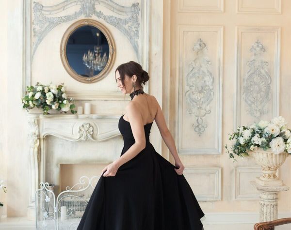 TÉMOIGNAGE  Je me suis mariée en noir dans une maison funéraire