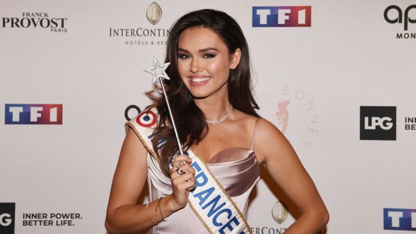 "Tout me semble lourd" : malade, Diane Leyre inquiète avec un message sur Instagram