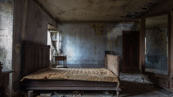 Un drap et… : une adolescente séquestrée un an dans des conditions effroyables