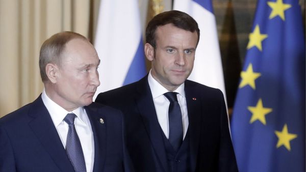 Vladimir Poutine glacial : ce qu’Alain Ducasse lui a dit pour le détendre en plein dîner avec Emmanuel Macron