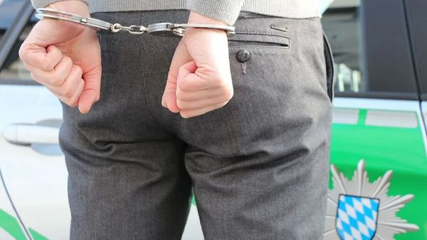 Yvelines : un homme arrêté après avoir transformé son pavillon en un lieu perturbant