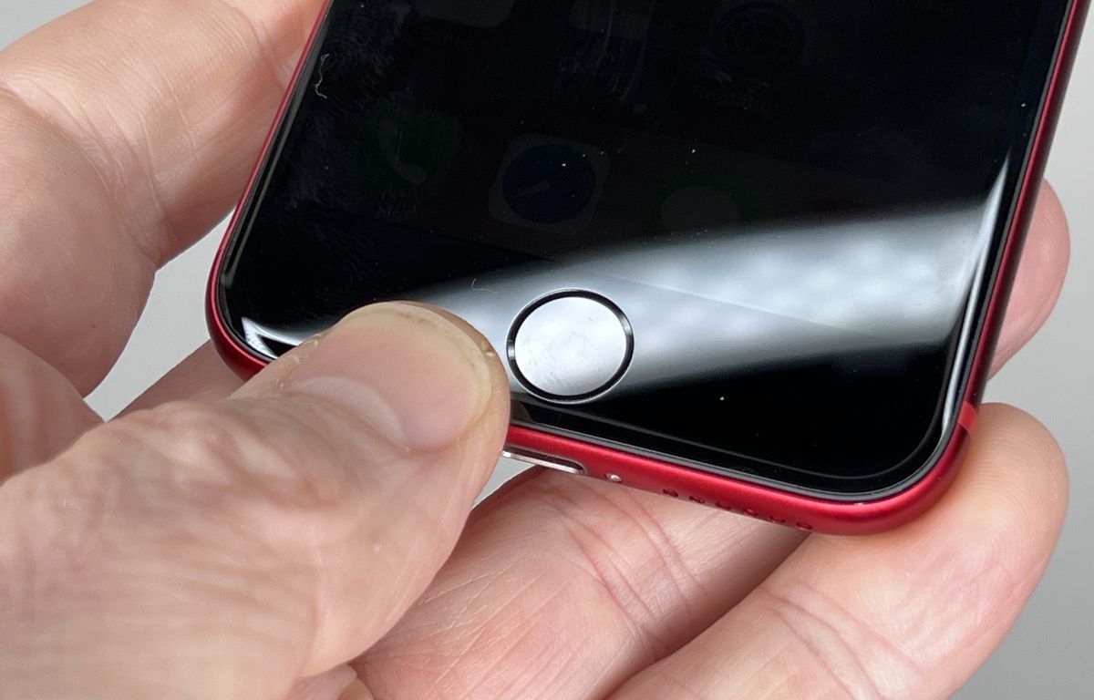 États-Unis : Trompée par la géolocalisation, la police prend d’assaut la maison d’une septuagénaire